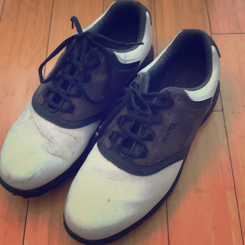 FOOTJOY classic golf shoes